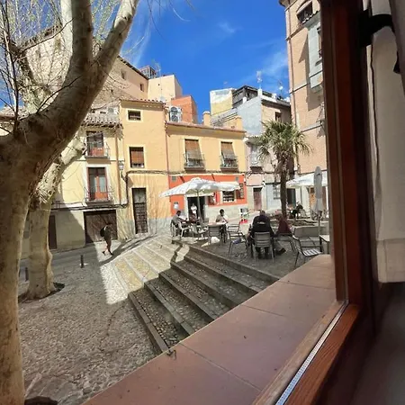 El 4 De La Calle Rojas Apartamento *